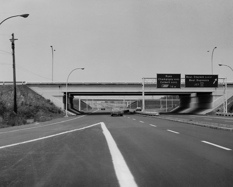 Autoroute Henri-IV à la hauteur des ponts d’étagement de l’autoroute Charest en 1969